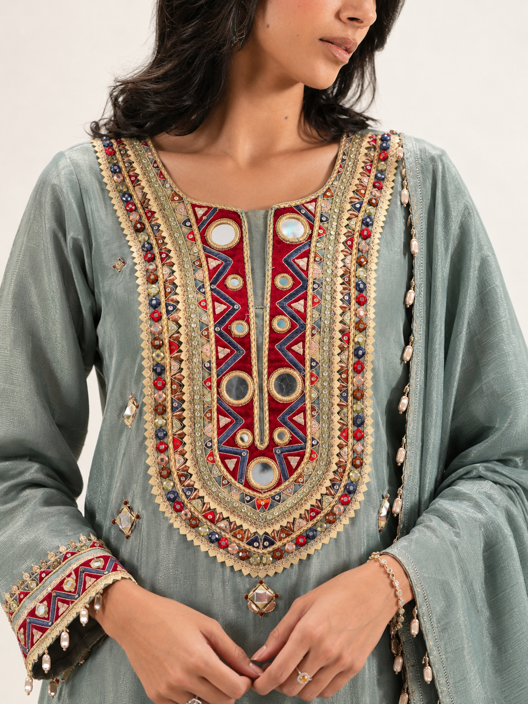 Naqsh Kurta Set